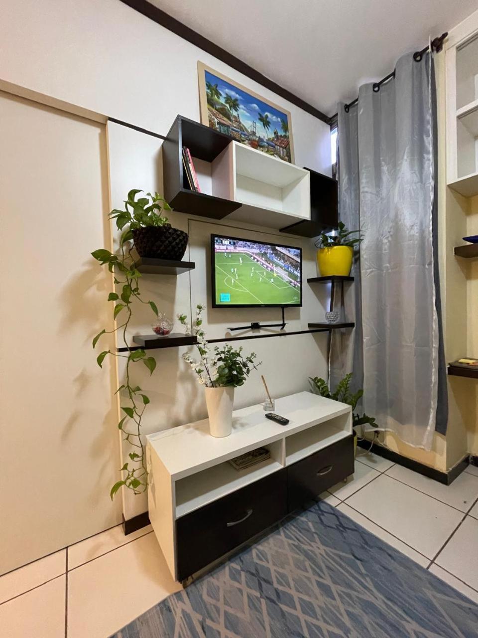 Ap Confortavel E Funcional Proximo Ao Aeroporto E Embaixadas Apartamento